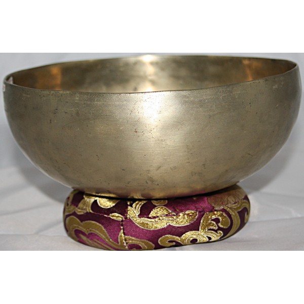EROS - Therapeutic, Chickenbati, Healing, Handmade, Normal Real Antique Singing Bowl - Medium Size EROS - Therapeutic, Chickenbati, Healing, Handmade, Normal Real Antique Singing Bowl - Medium Size